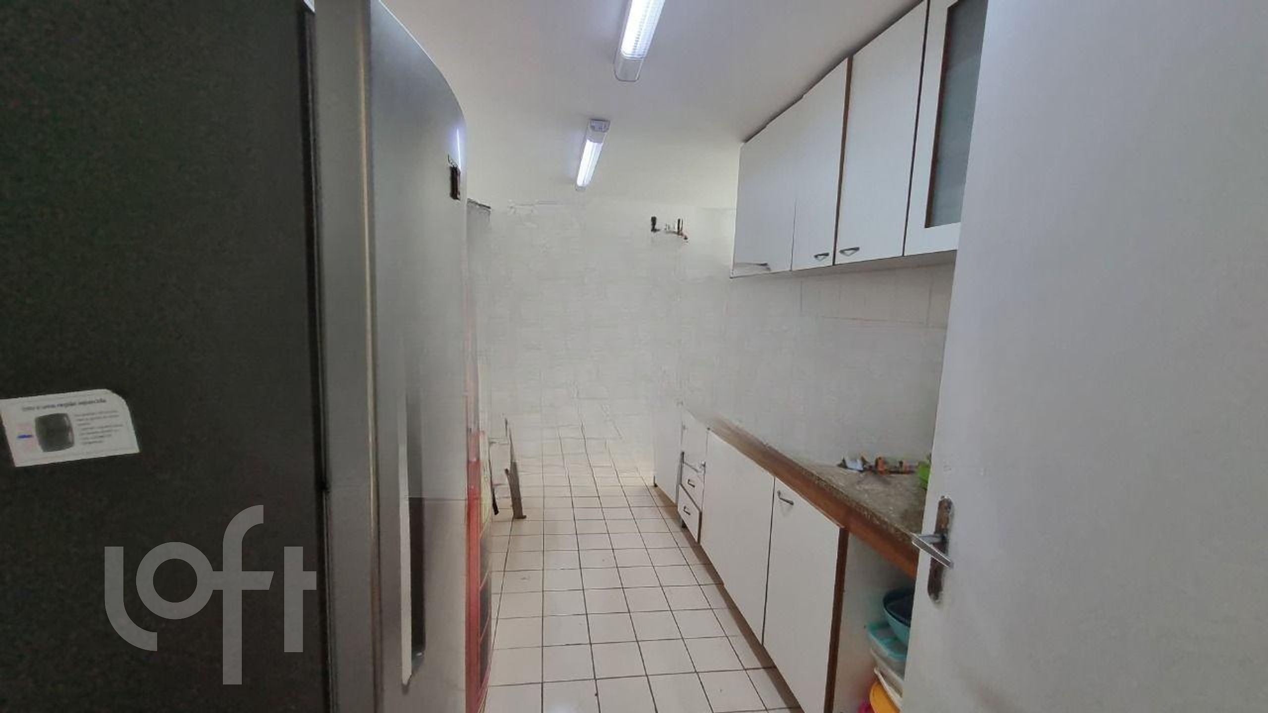 Apartamento à venda com 3 quartos, 147m² - Foto 13