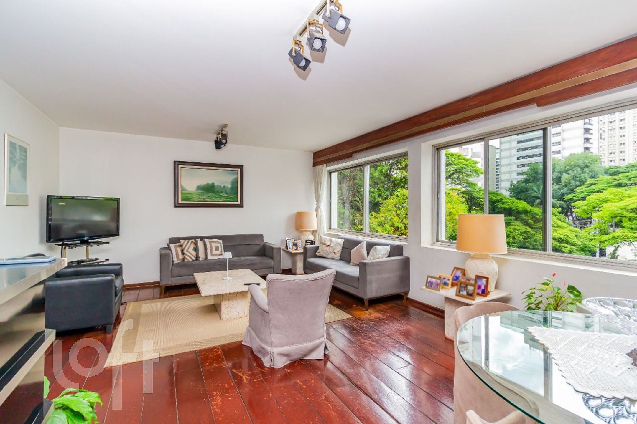 Apartamento à venda em Vila Nova Conceição com 182 m², 4 quartos, 2 vagas