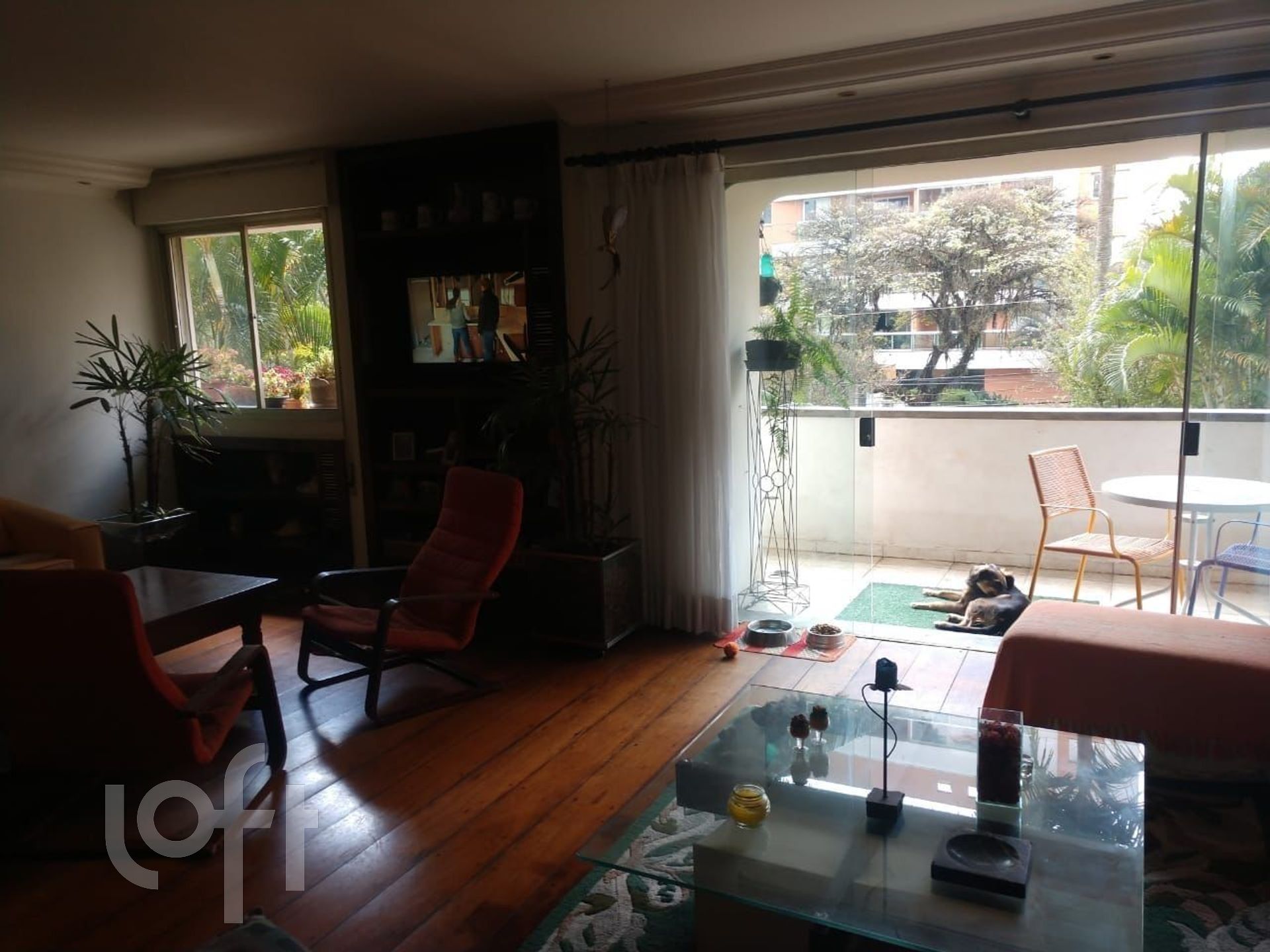 Apartamento à venda com 3 quartos, 207m² - Foto 1