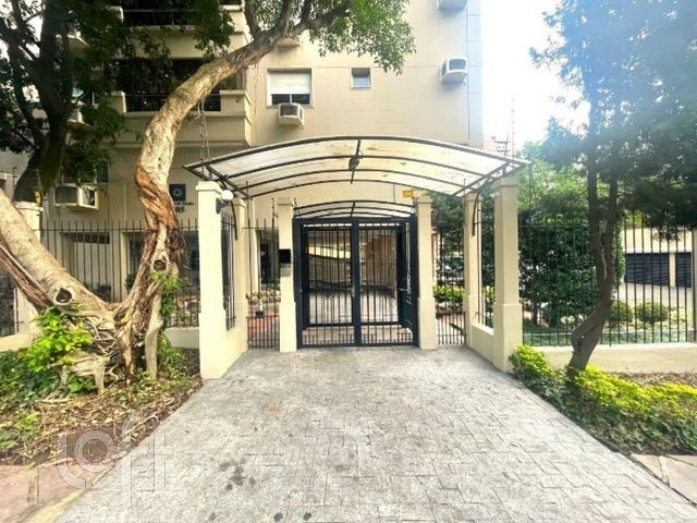 Apartamento com 110m², 3 dormitórios, 1 suíte, 2 vagas, Higienópolis em Porto Alegre