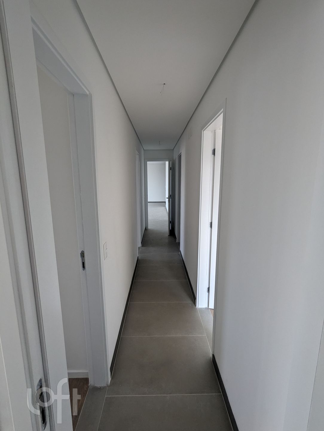 Apartamento à venda com 4 quartos, 167m² - Foto 11