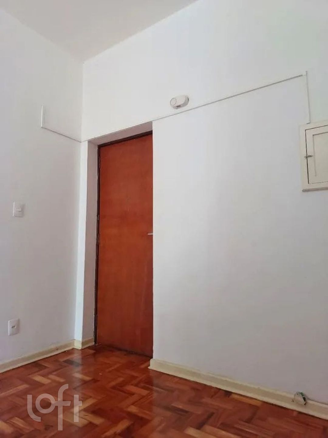 Apartamento à venda com 1 quarto, 30m² - Foto 2