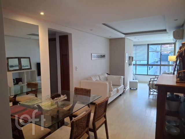 Apartamento com 73m², 2 dormitórios, 1 suíte, 2 vagas, Petrópolis em Porto Alegre