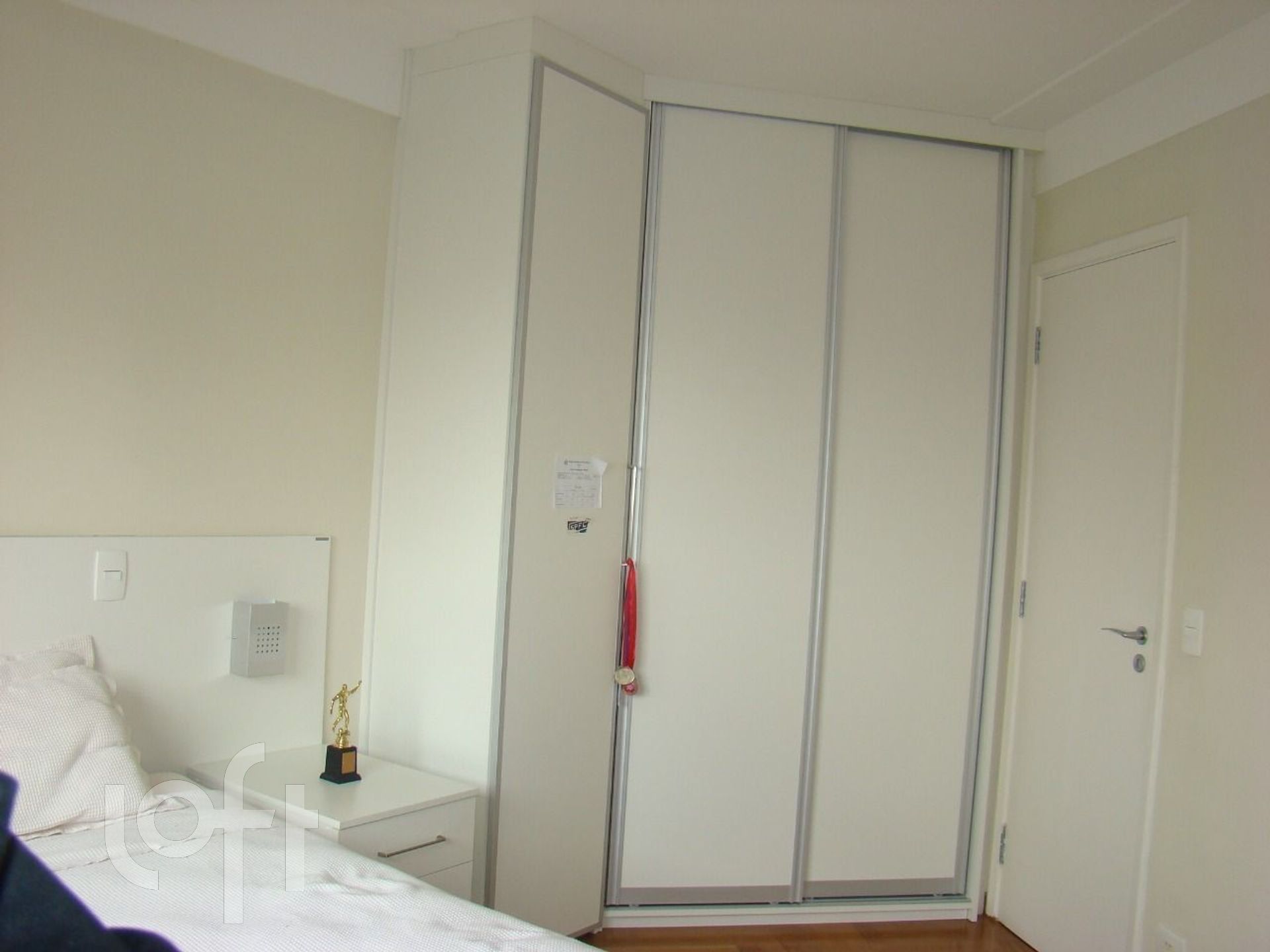 Apartamento à venda com 4 quartos, 200m² - Foto 9