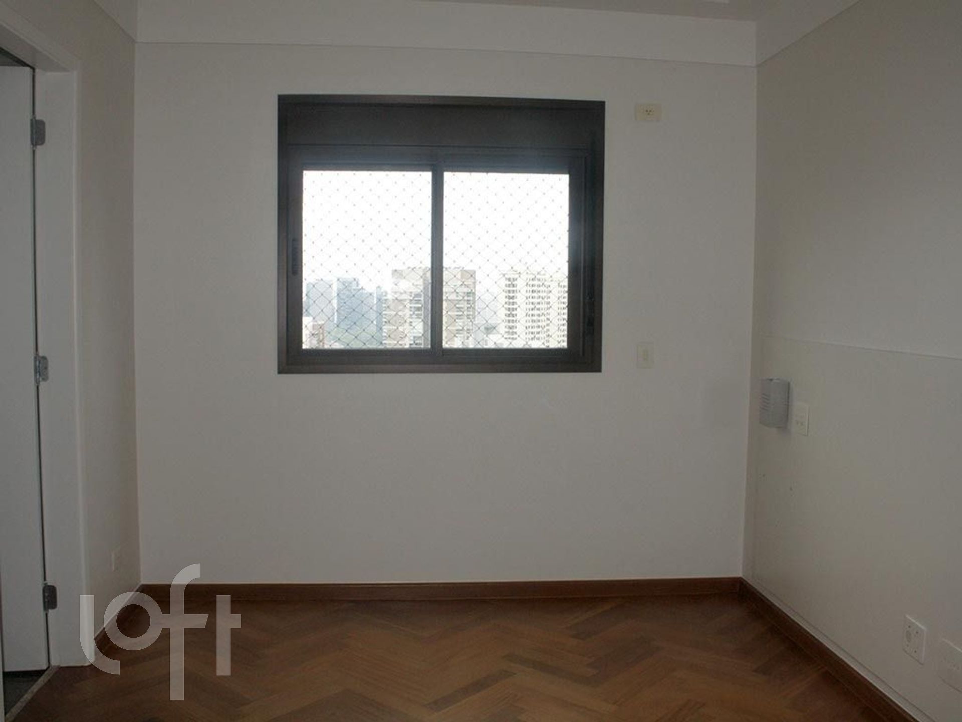 Apartamento à venda com 4 quartos, 200m² - Foto 11