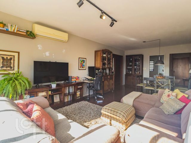 Apartamento com 111m², 3 dormitórios, Auxiliadora em Porto Alegre