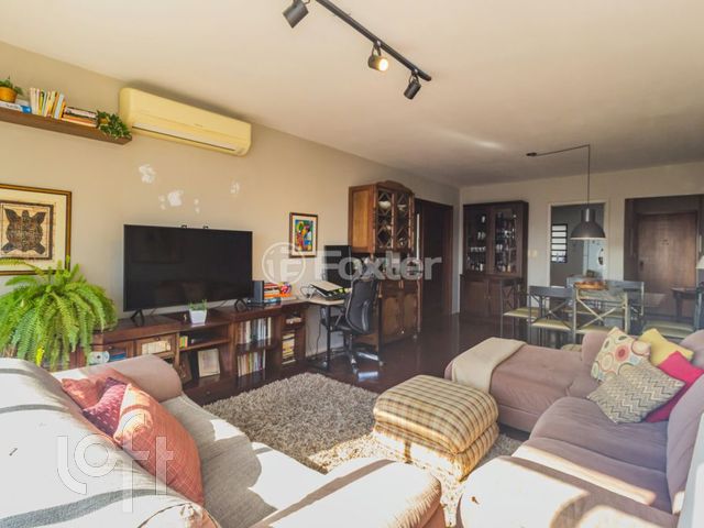 Apartamento com 111m², 3 dormitórios, Auxiliadora em Porto Alegre