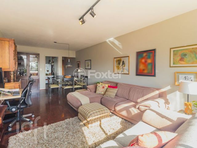 Apartamento com 111m², 3 dormitórios, Auxiliadora em Porto Alegre
