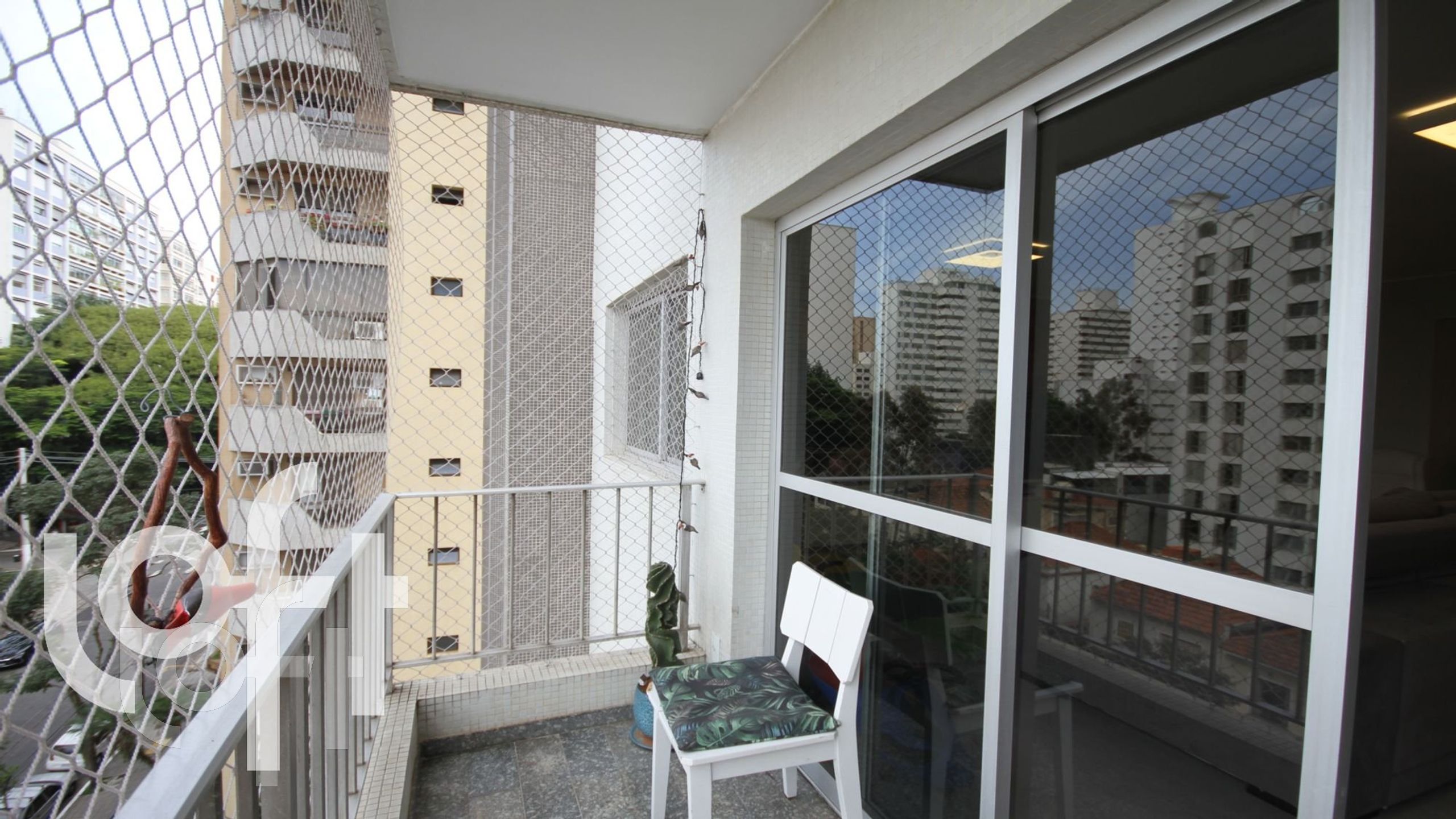 Apartamento à venda com 3 quartos, 154m² - Foto 23