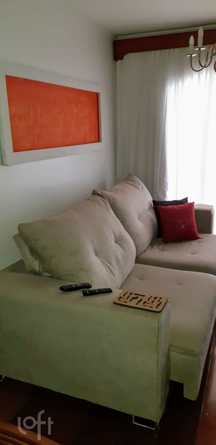 Apartamento à venda em Vila Galvão com 72 m², 3 qu