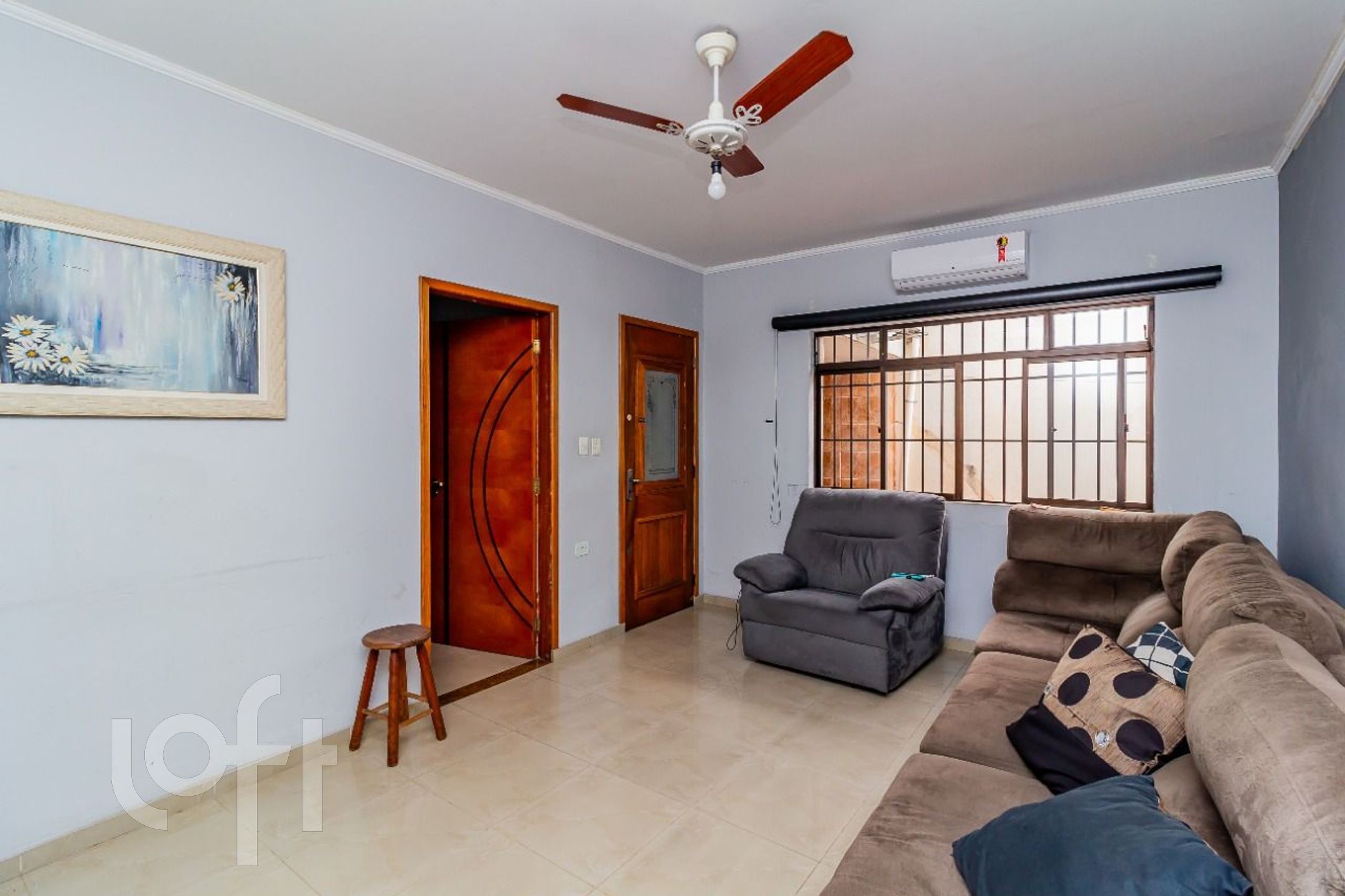 Casa à venda com 3 quartos, 170m² - Foto 1