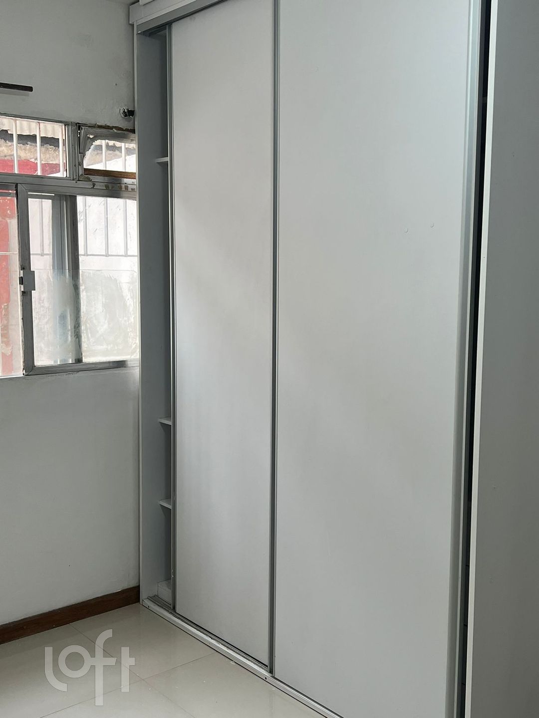 Apartamento à venda com 2 quartos, 70m² - Foto 11