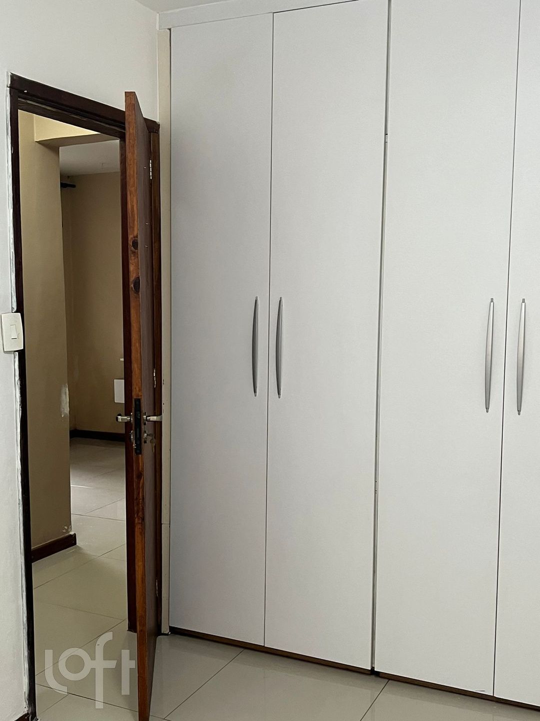 Apartamento à venda com 2 quartos, 70m² - Foto 10