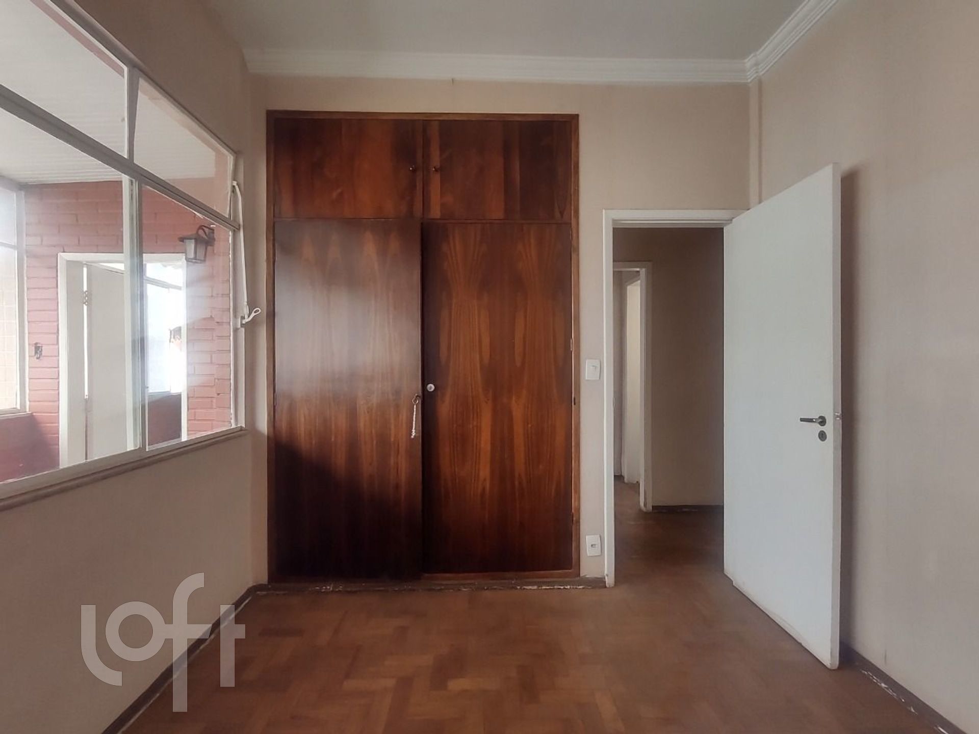 Apartamento à venda com 4 quartos, 150m² - Foto 7