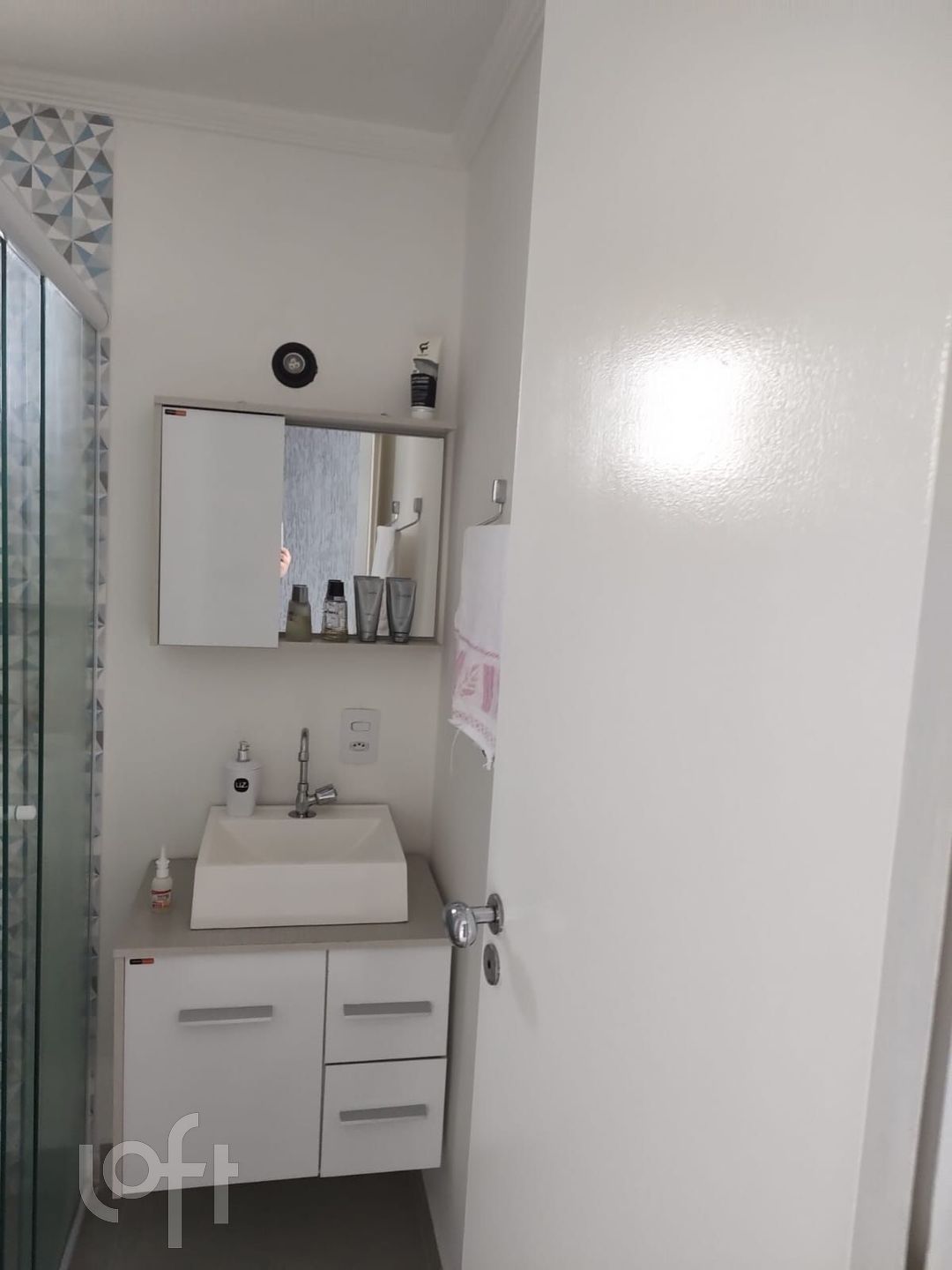 Apartamento à venda com 2 quartos, 62m² - Foto 17