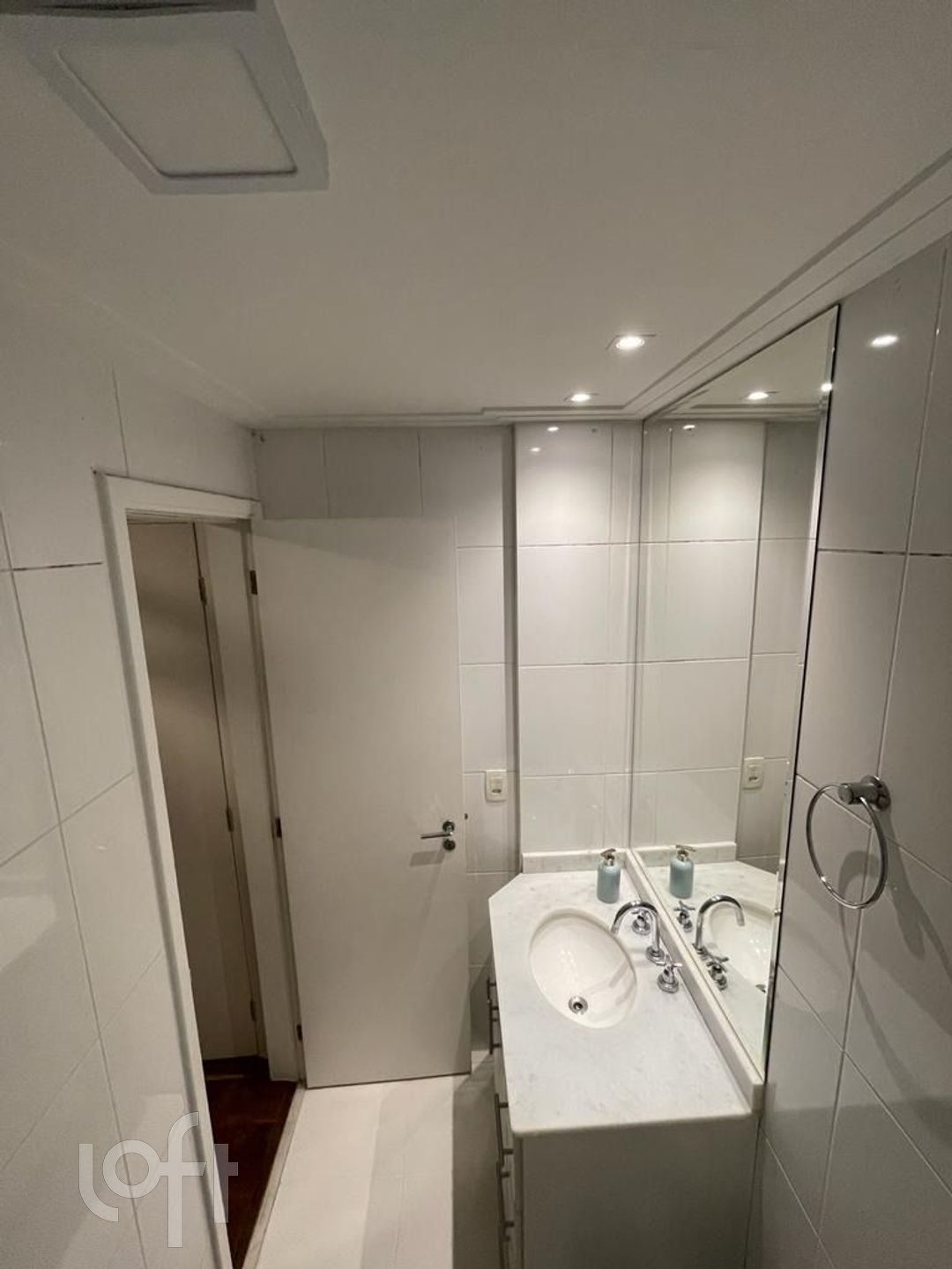 Apartamento à venda com 2 quartos, 80m² - Foto 8