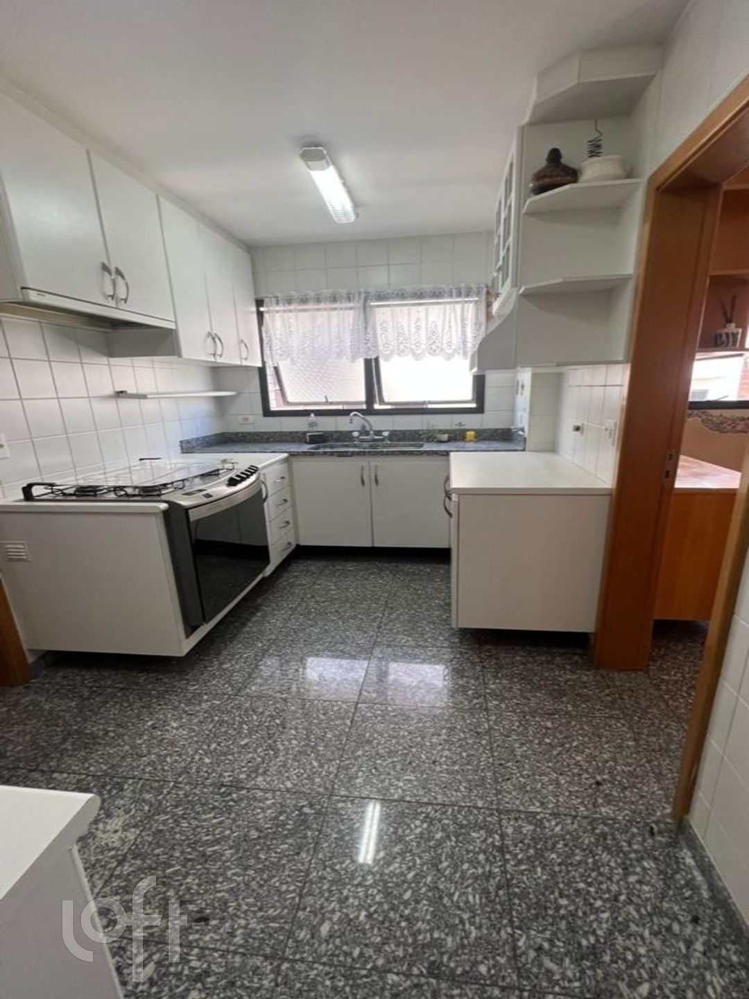 Apartamento à venda com 3 quartos, 140m² - Foto 7