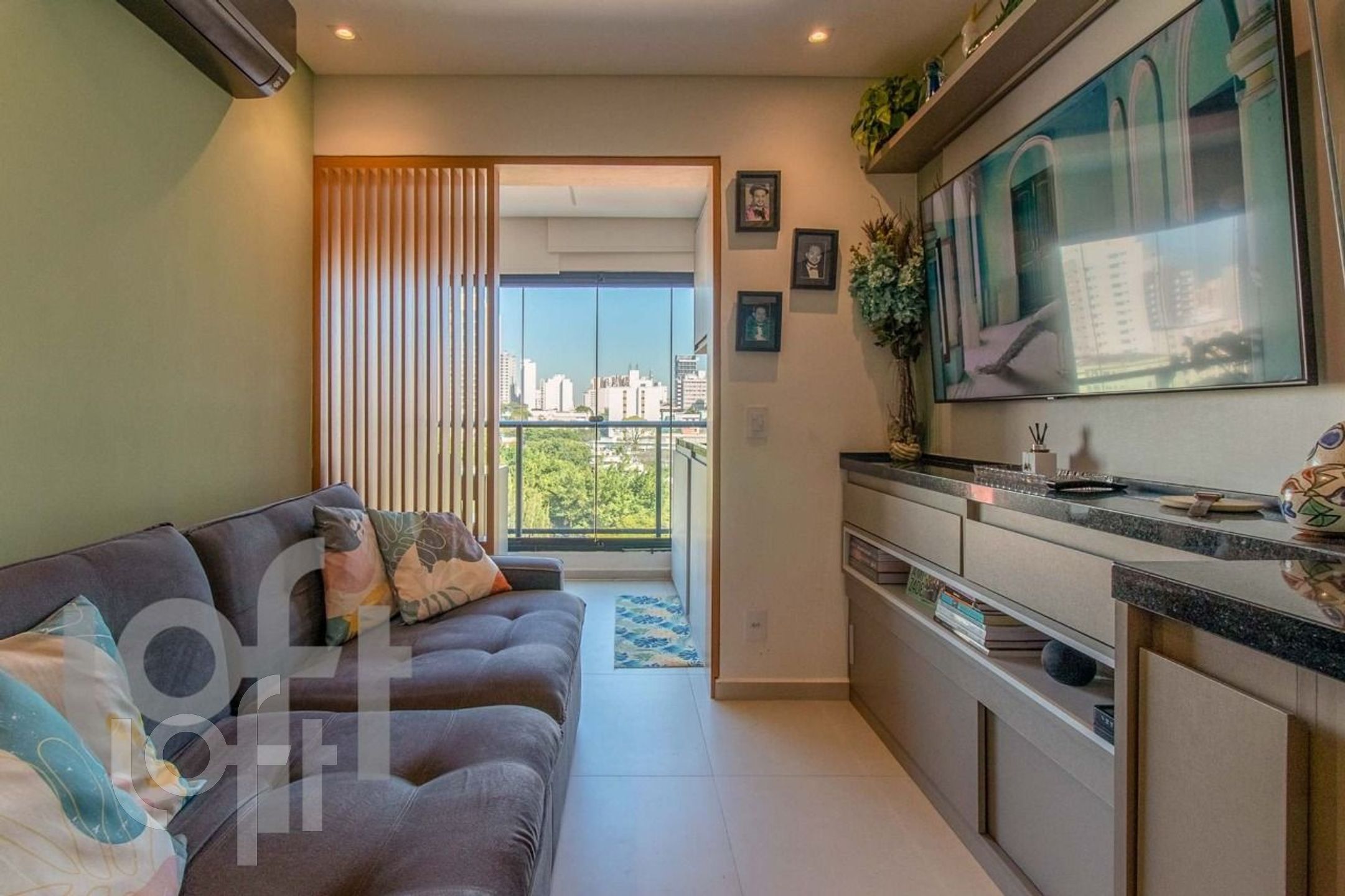 Apartamento à venda com 1 quarto, 38m² - Foto 1