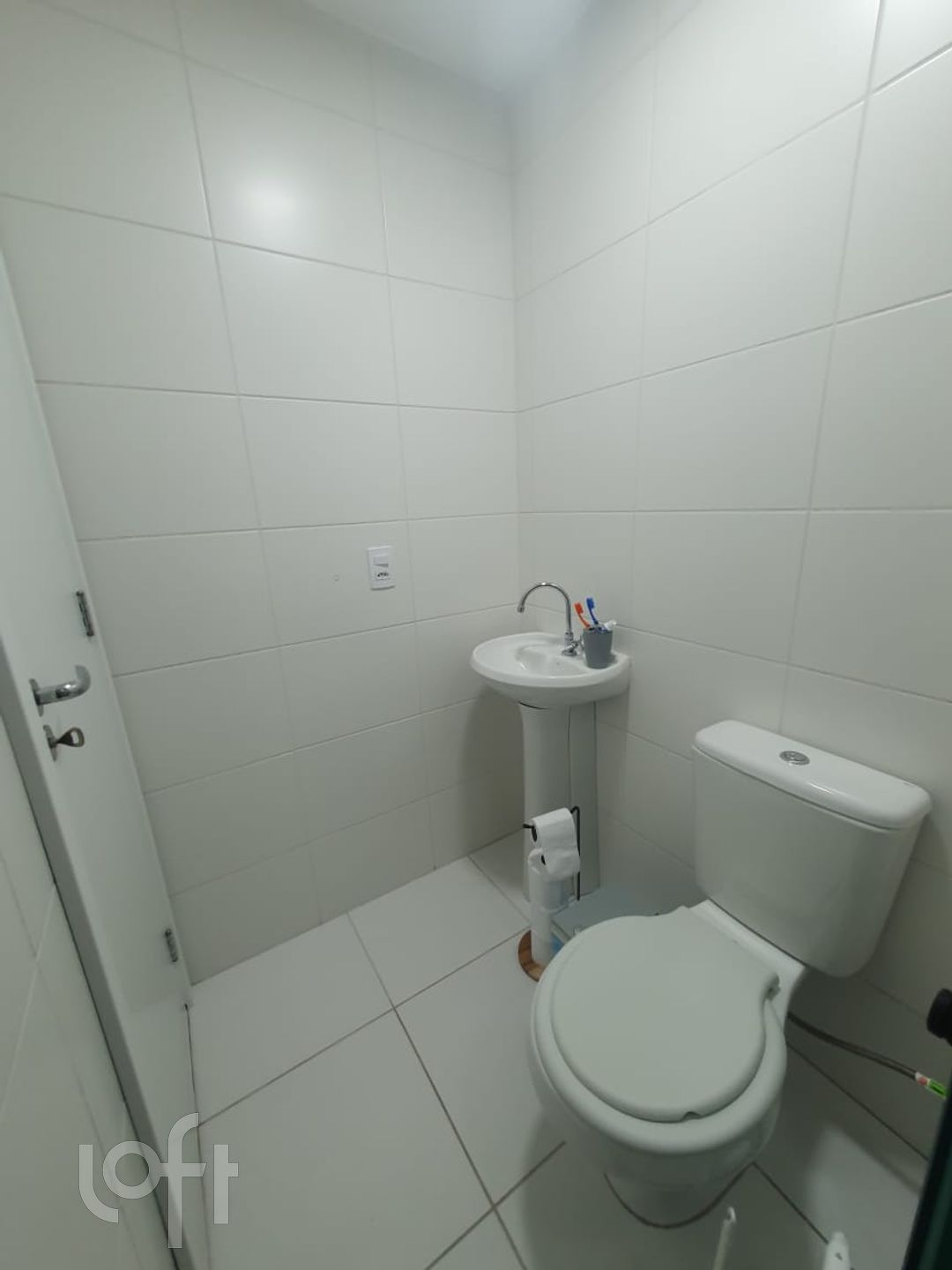 Apartamento à venda com 2 quartos, 32m² - Foto 8