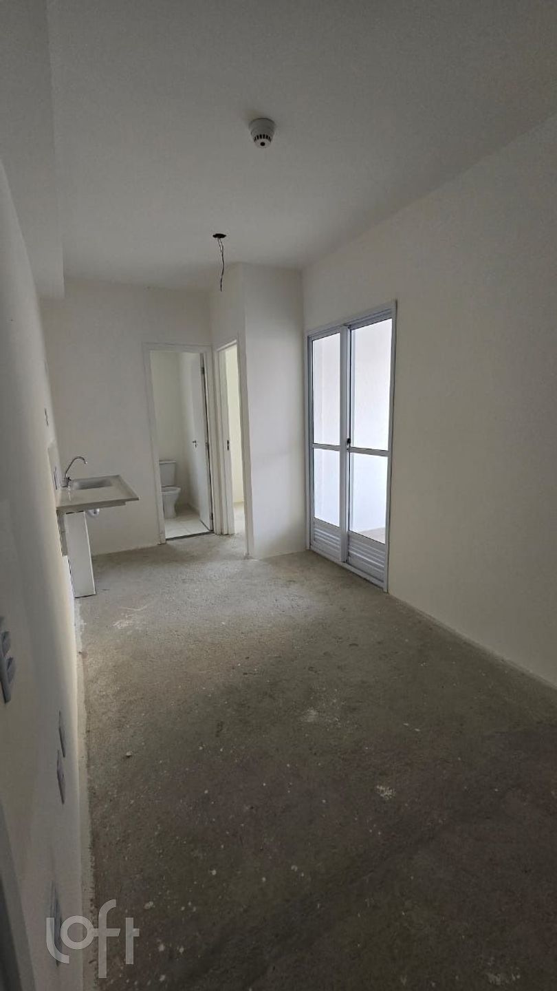 Apartamento à venda com 2 quartos, 33m² - Foto 2