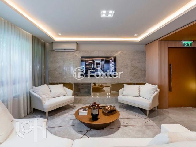 Apartamento com 143m², 3 dormitórios, 3 suítes, 3 vagas, Rio Branco em Porto Alegre