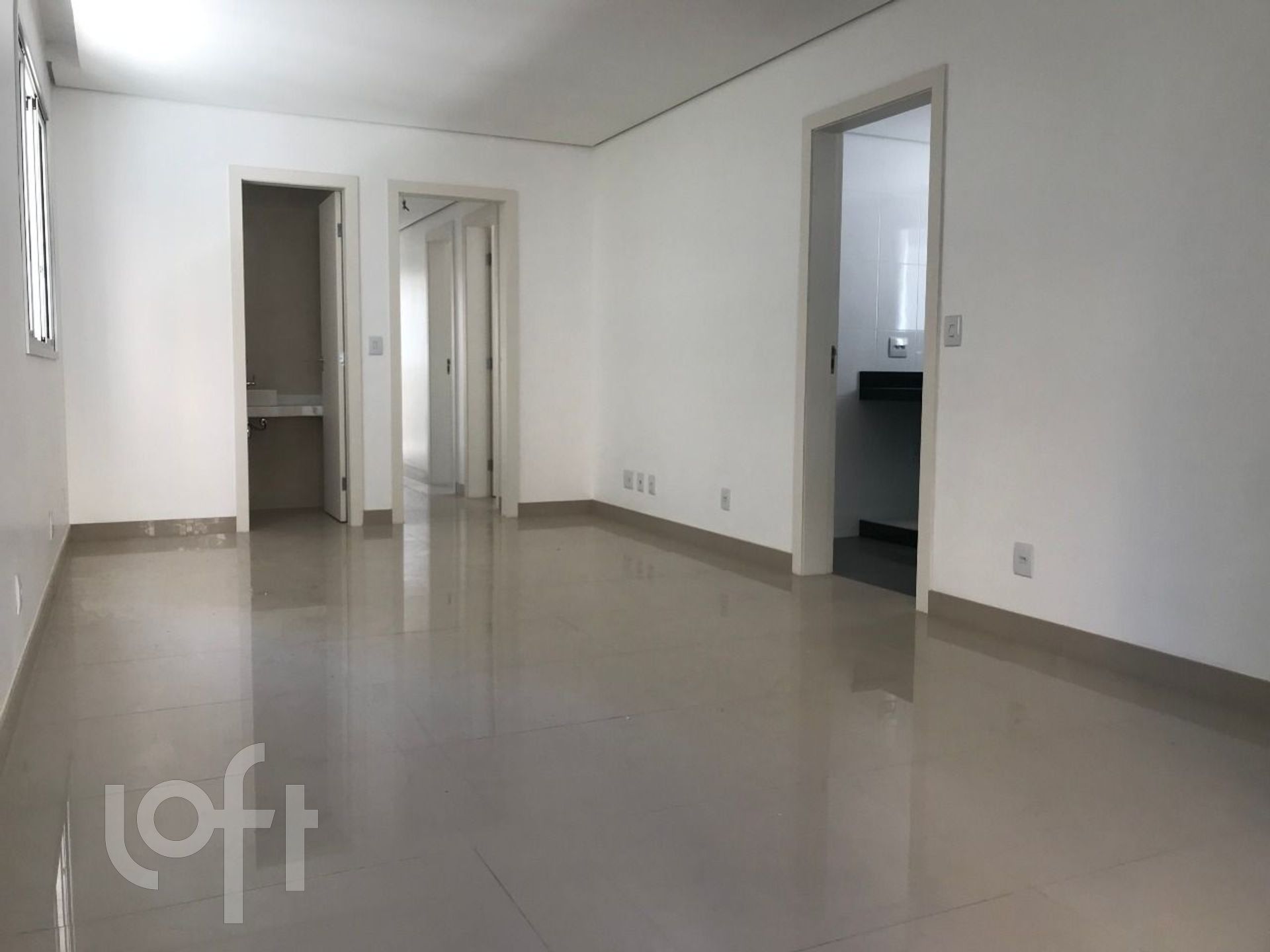 Apartamento à venda com 4 quartos, 115m² - Foto 1