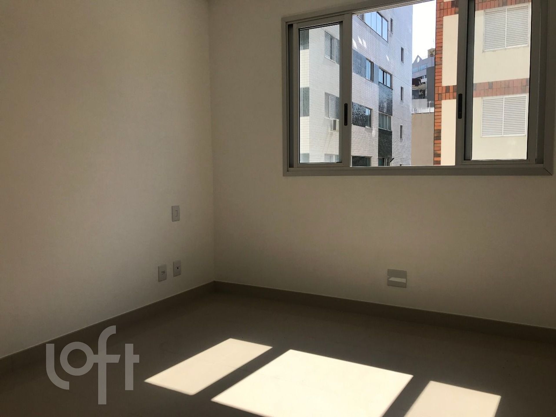 Apartamento à venda com 4 quartos, 115m² - Foto 9