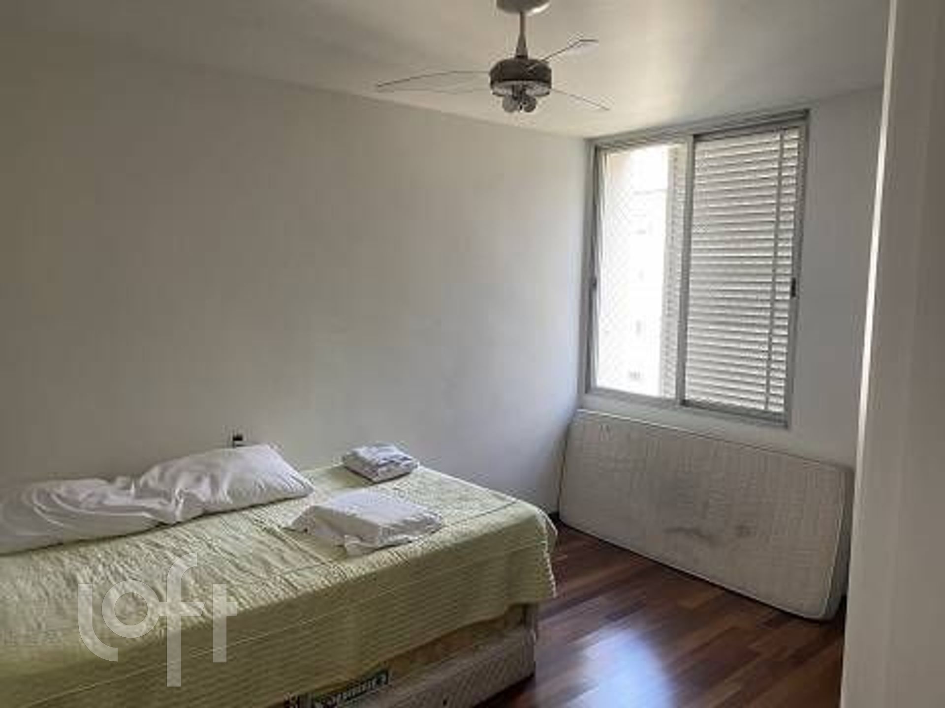 Apartamento à venda com 3 quartos, 138m² - Foto 4