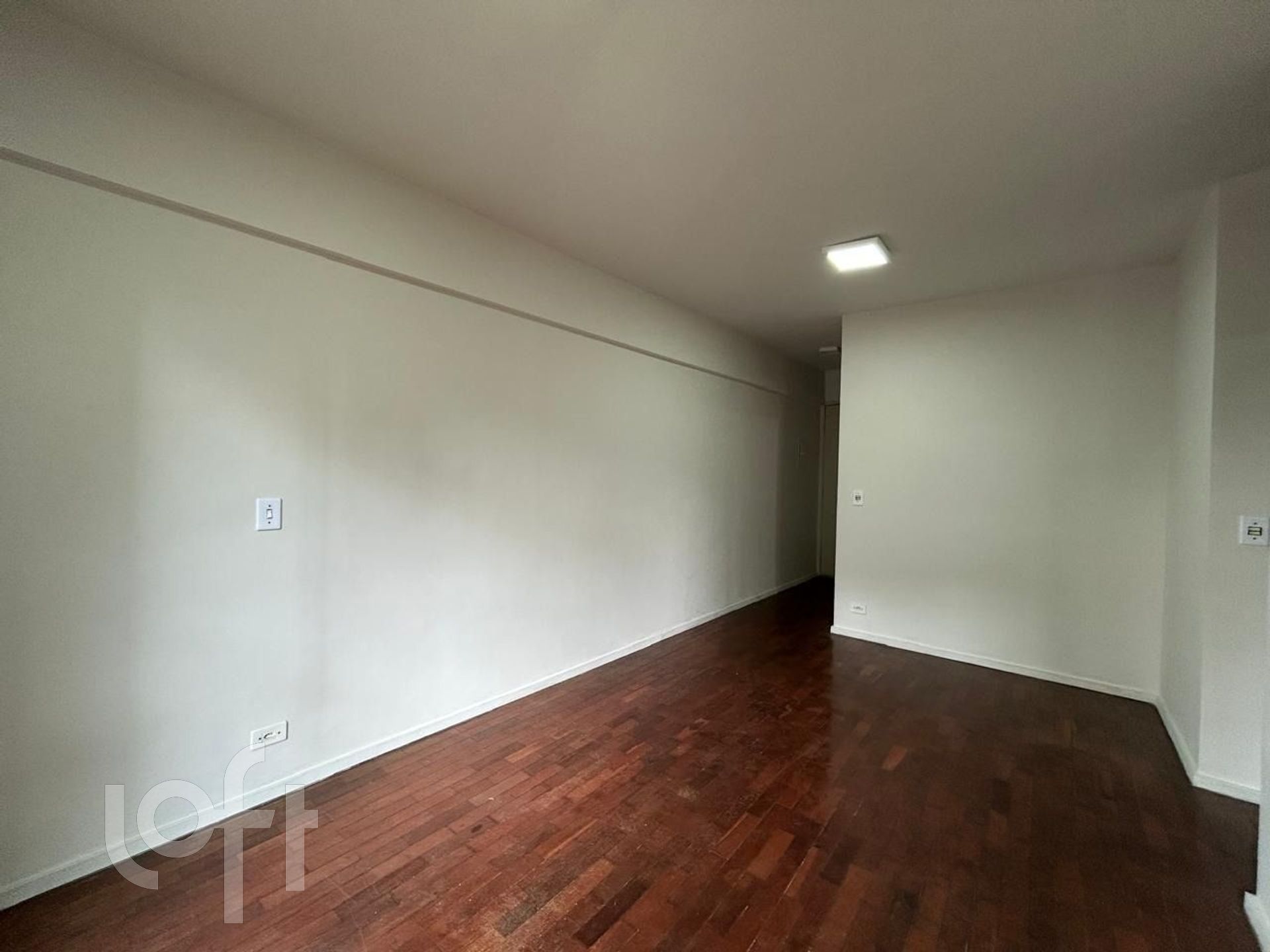 Apartamento à venda com 1 quarto, 50m² - Foto 8