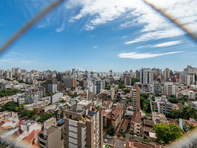 Apartamento com 93m², 2 dormitórios, 2 suítes, 3 vagas, Rio Branco em Porto Alegre