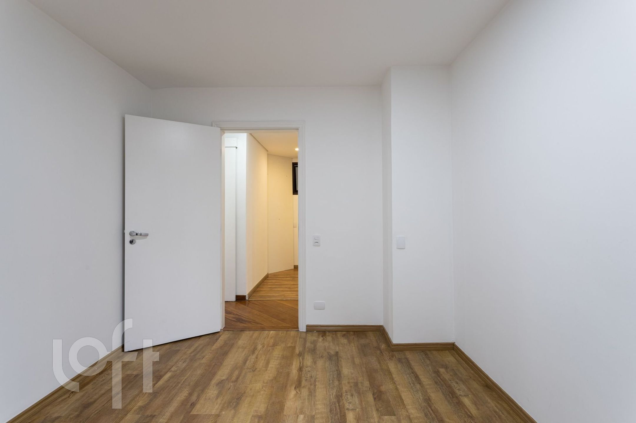 Apartamento à venda com 3 quartos, 169m² - Foto 15