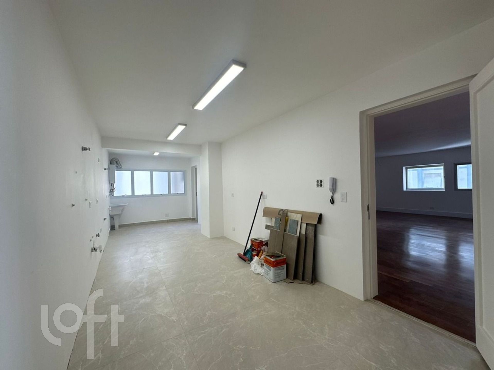 Apartamento à venda com 3 quartos, 175m² - Foto 4