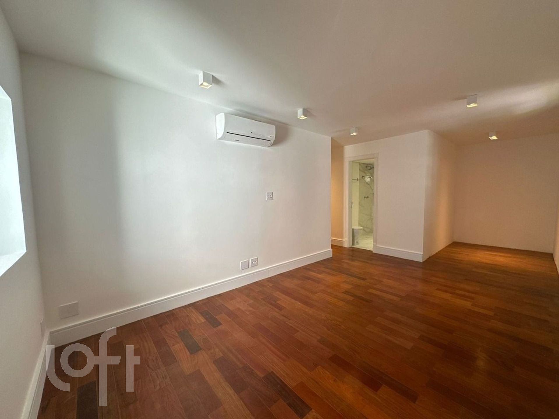 Apartamento à venda com 3 quartos, 175m² - Foto 8