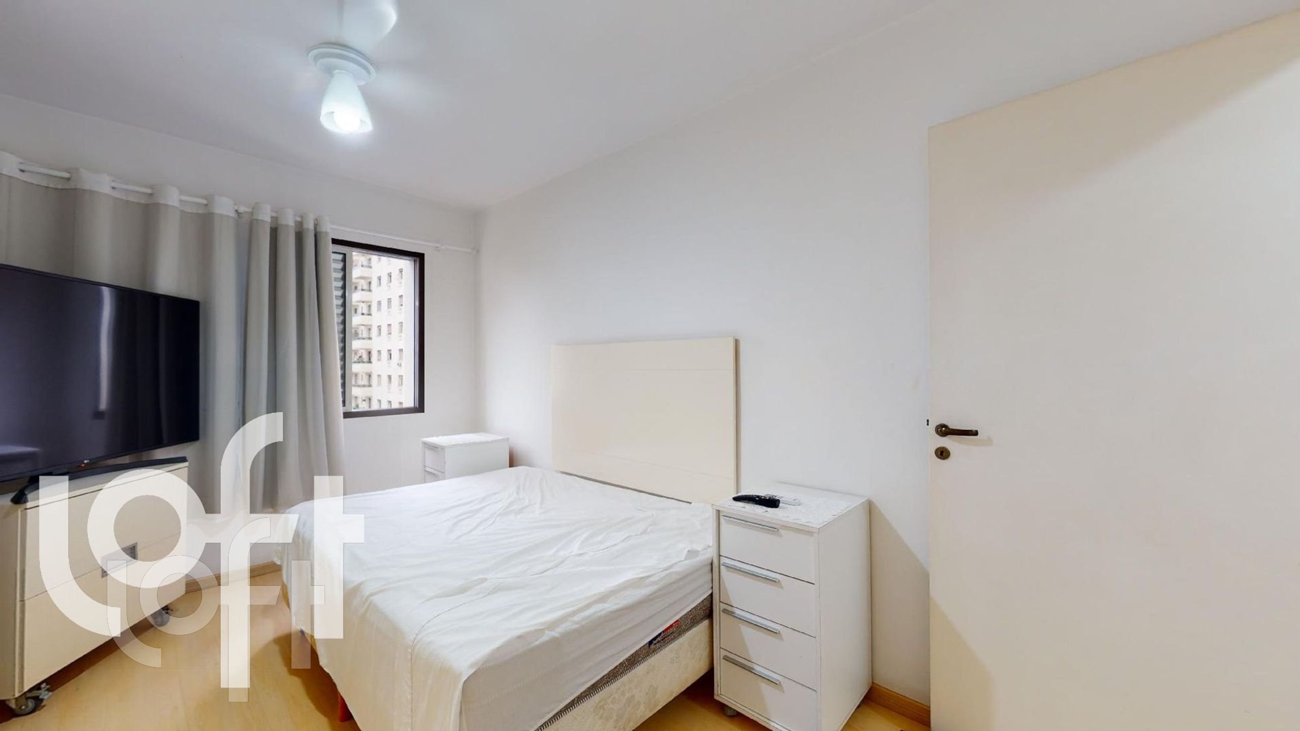 Apartamento à venda com 1 quarto, 50m² - Foto 4