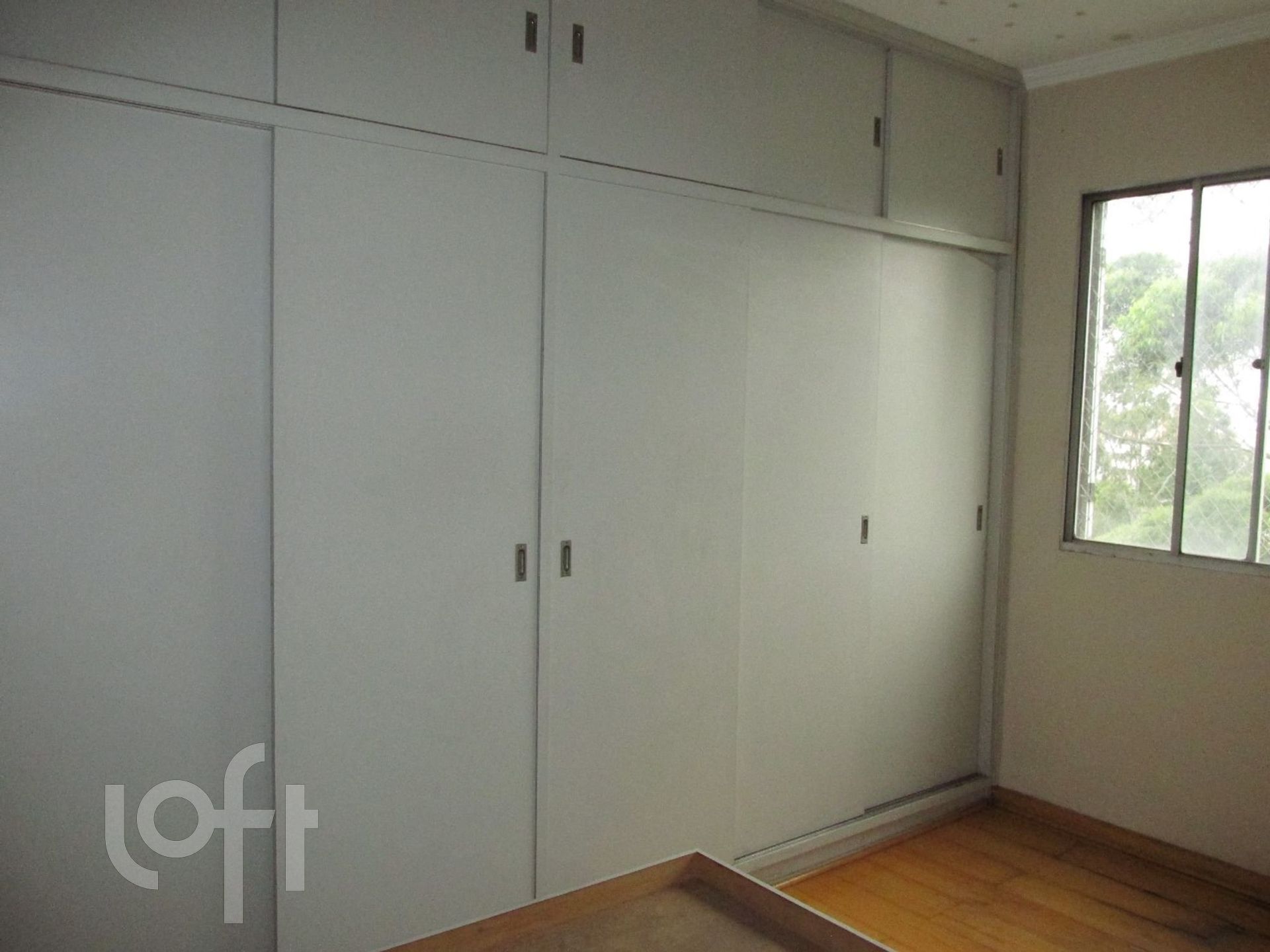 Apartamento à venda com 2 quartos, 64m² - Foto 3