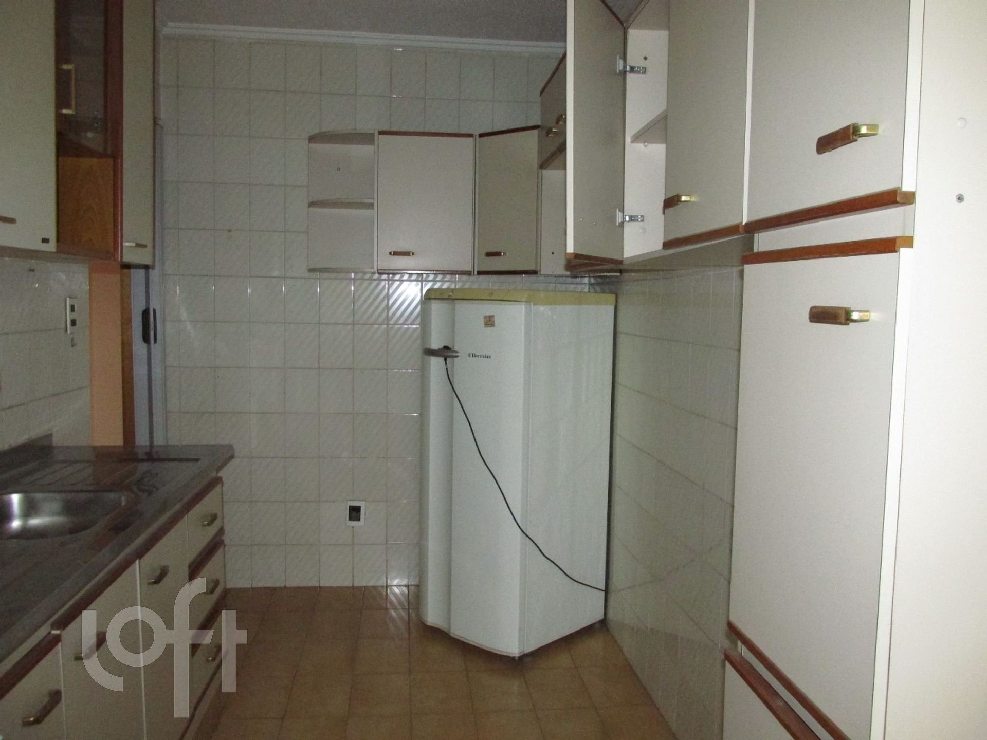 Apartamento à venda com 2 quartos, 64m² - Foto 11