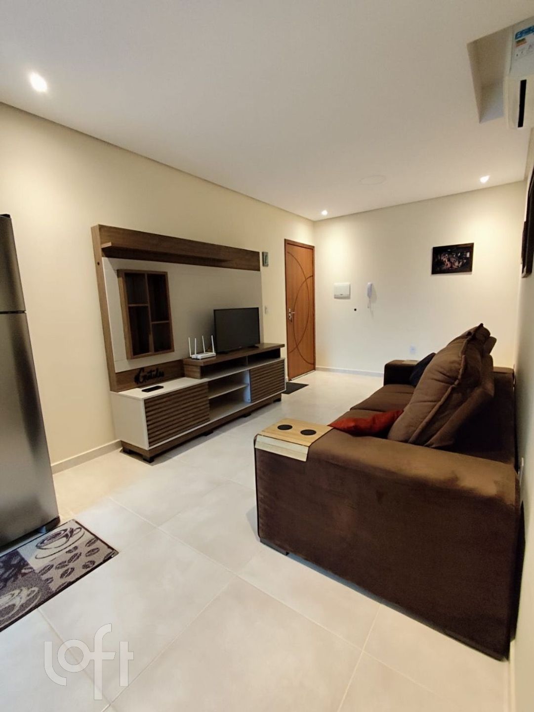 Apartamento à venda em Ingleses com 54 m², 2 quartos, 1 suíte, 1 vaga