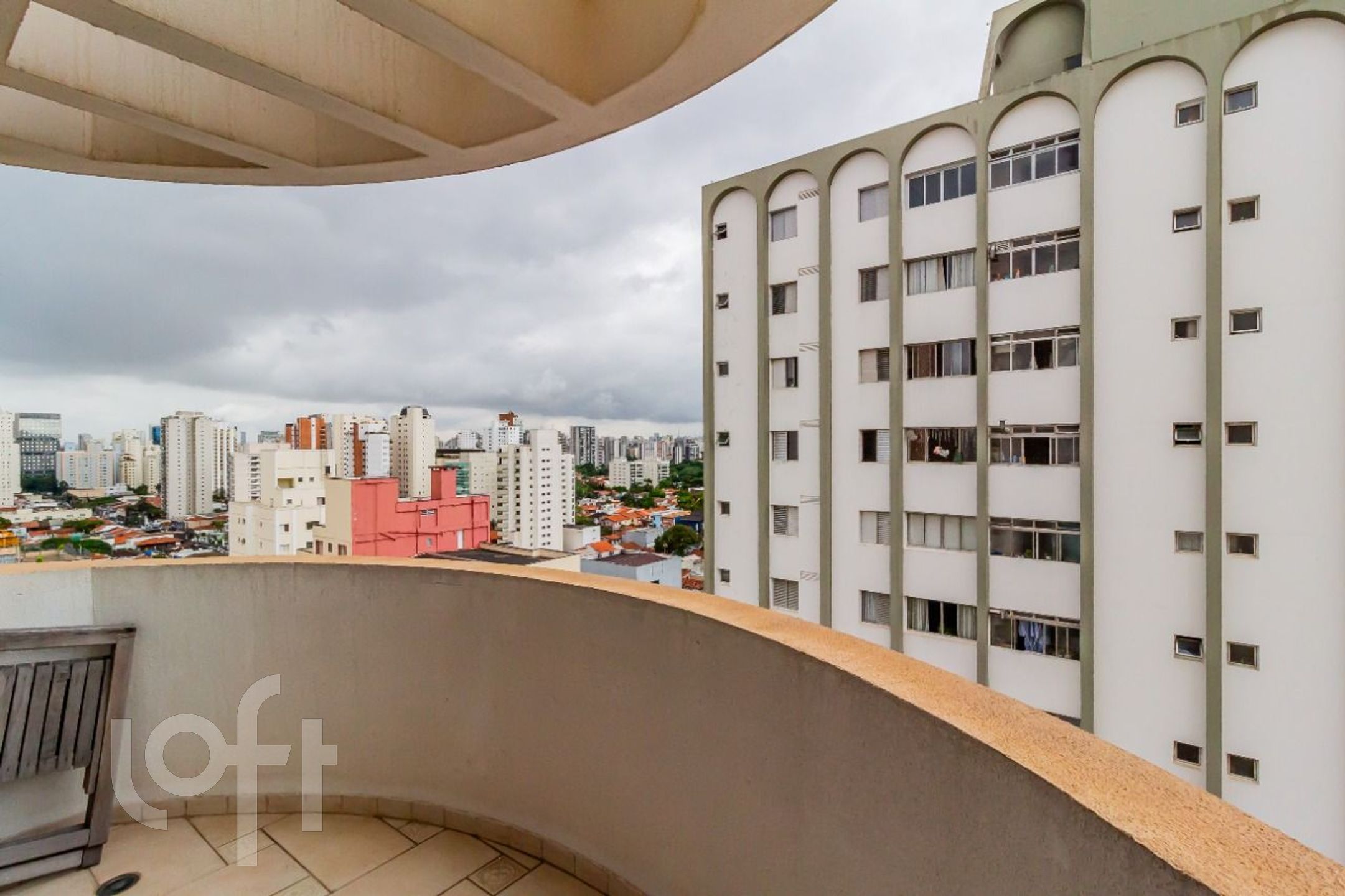 Apartamento à venda com 2 quartos, 96m² - Foto 35