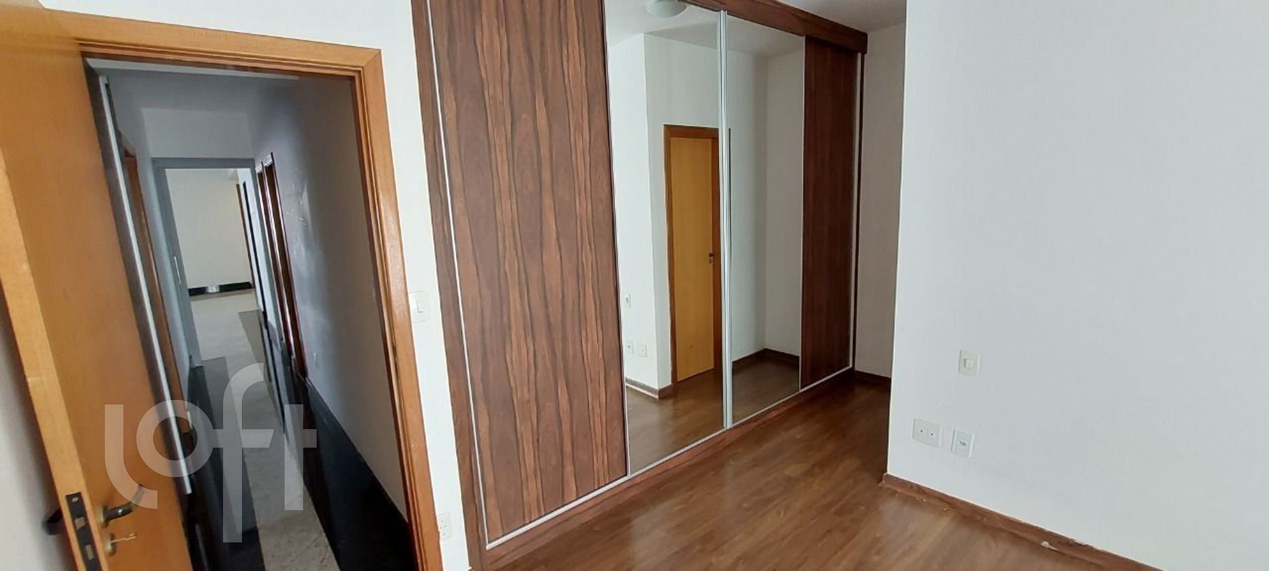 Apartamento à venda com 4 quartos, 140m² - Foto 12