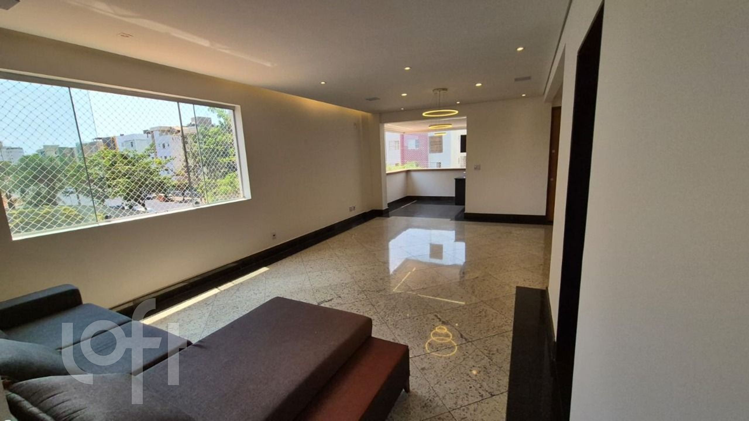 Apartamento à venda com 4 quartos, 140m² - Foto 3