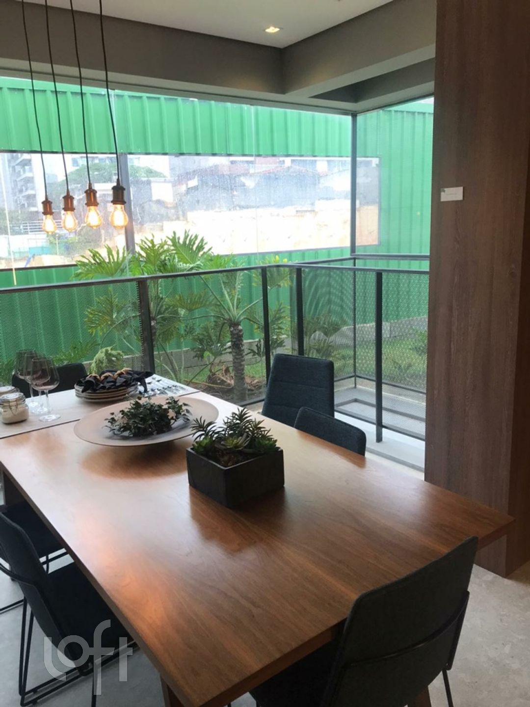 Apartamento à venda com 3 quartos, 167m² - Foto 1