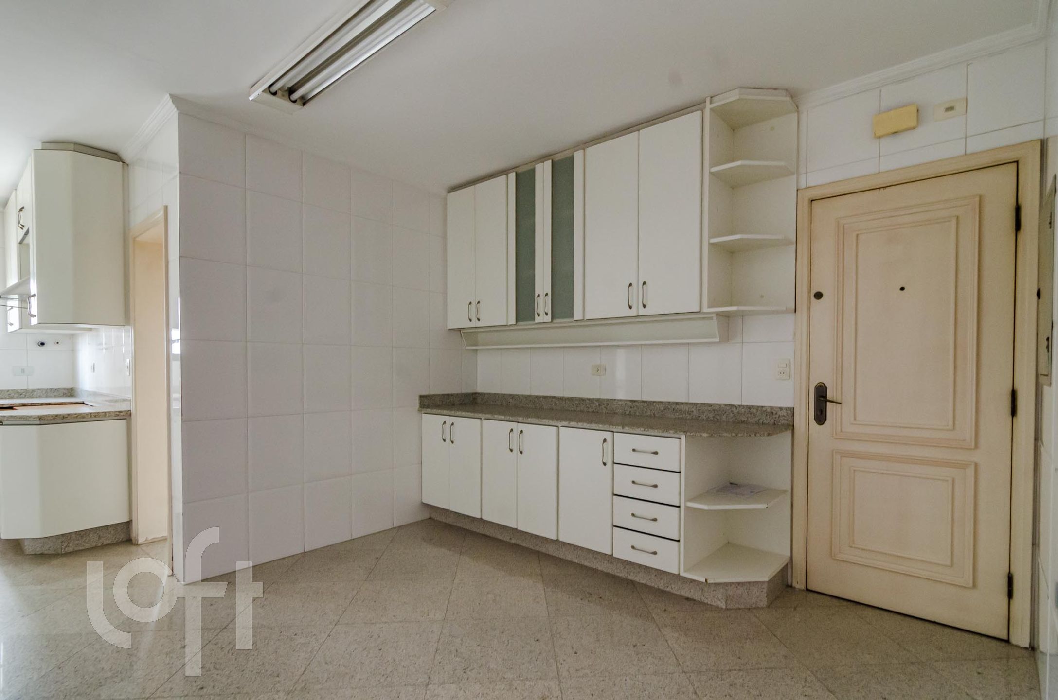 Apartamento à venda com 3 quartos, 184m² - Foto 20