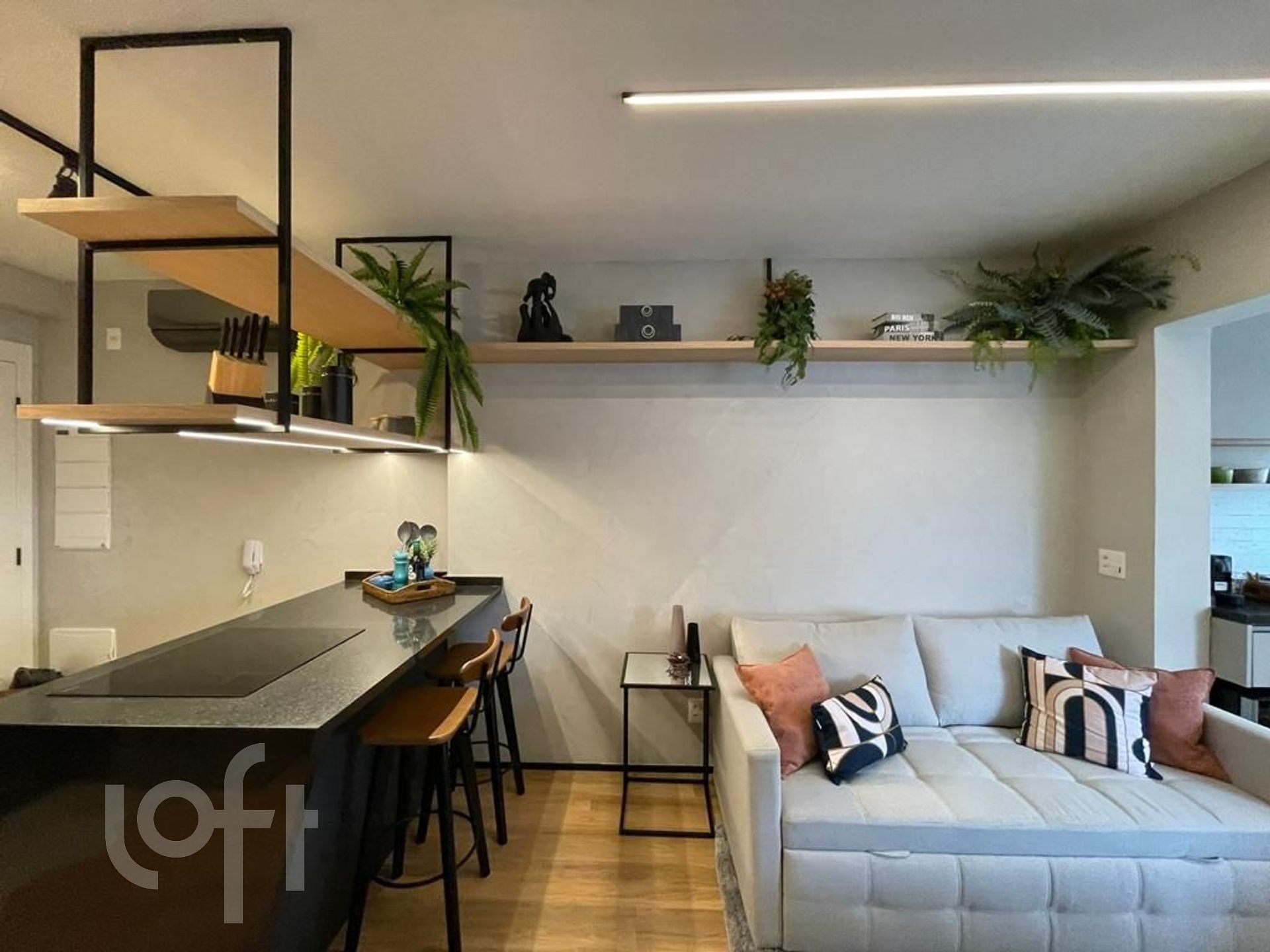 Apartamento à venda com 1 quarto, 40m² - Foto 2