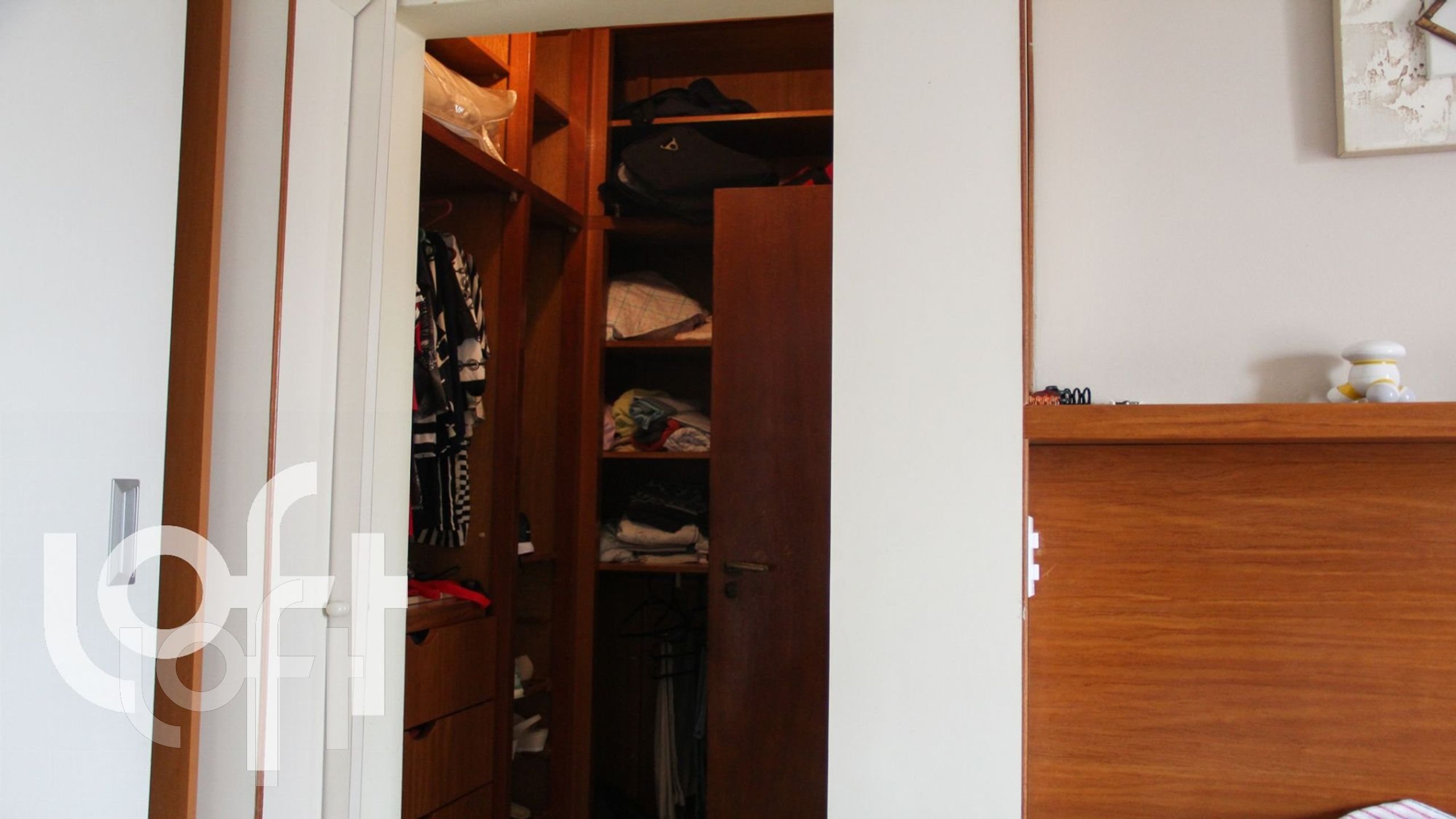 Apartamento à venda com 3 quartos, 211m² - Foto 7