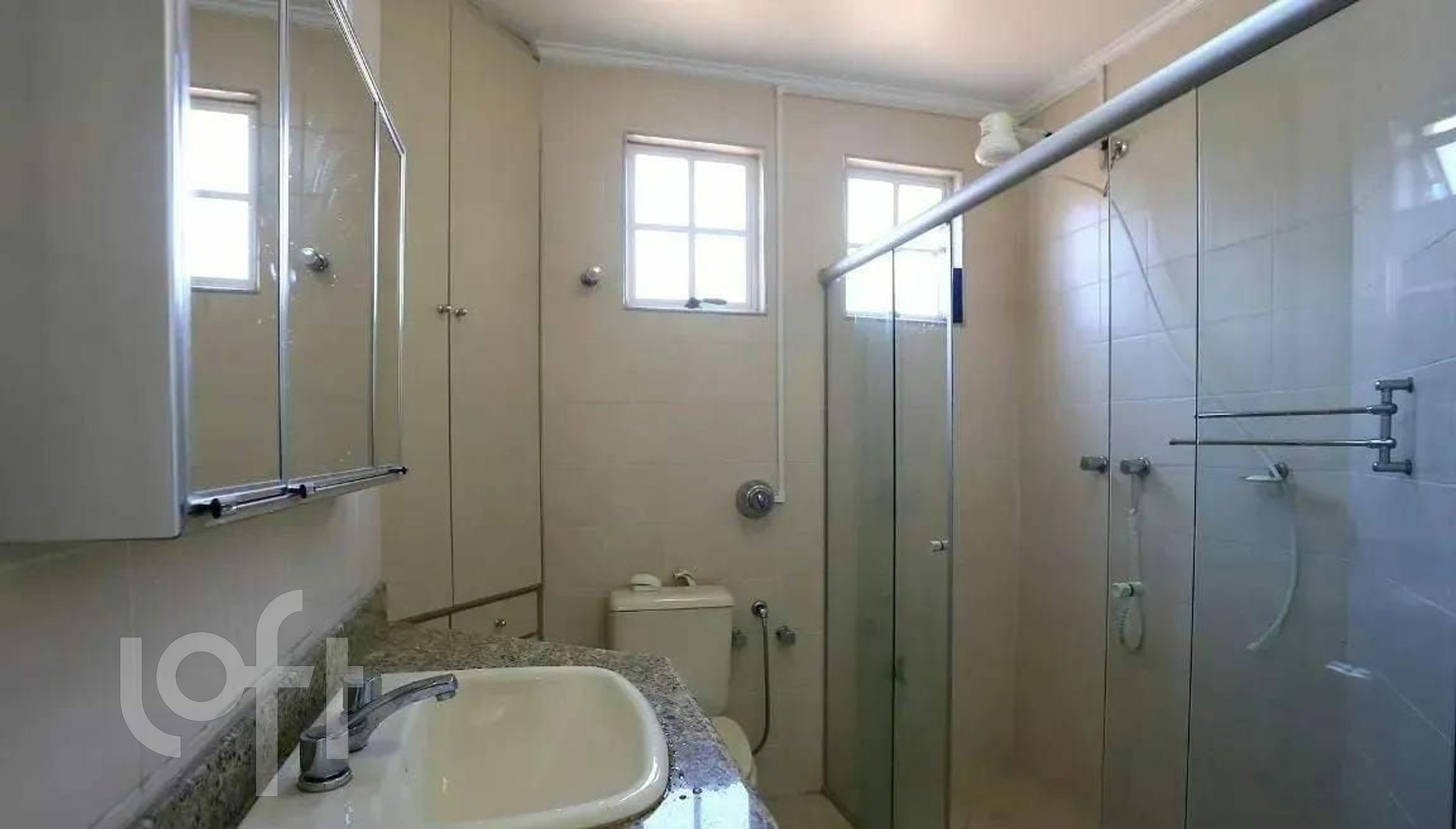 Casa à venda com 3 quartos, 181m² - Foto 8