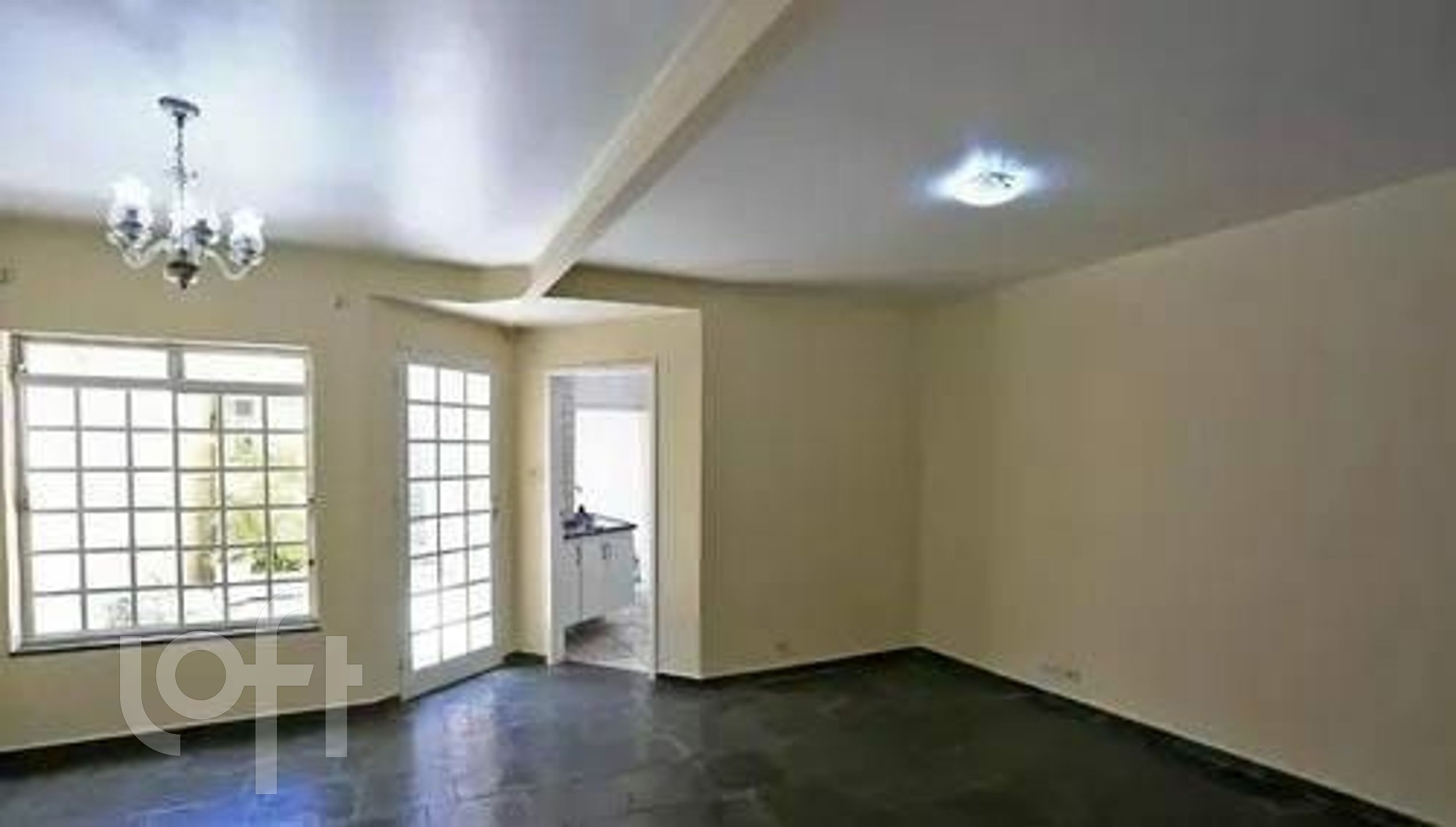 Casa à venda com 3 quartos, 181m² - Foto 2