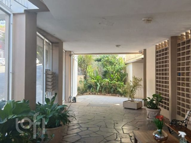 Apartamento com 99m², 3 dormitórios, 1 suíte, 1 vaga, Rio Branco em Porto Alegre