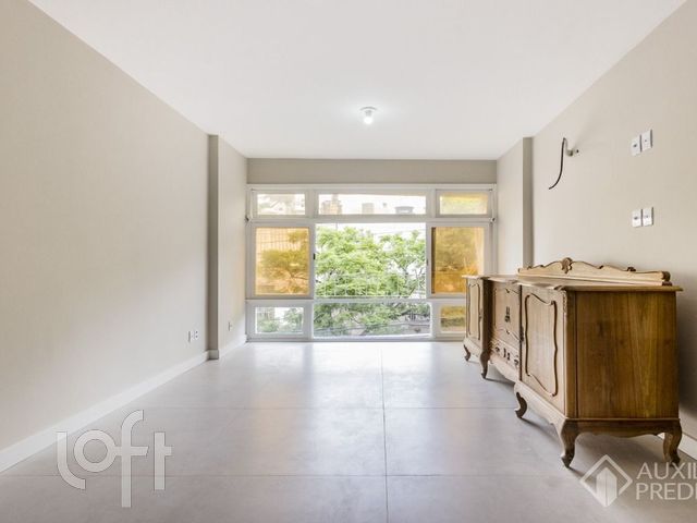 Apartamento com 99m², 3 dormitórios, 1 suíte, 1 vaga, Rio Branco em Porto Alegre