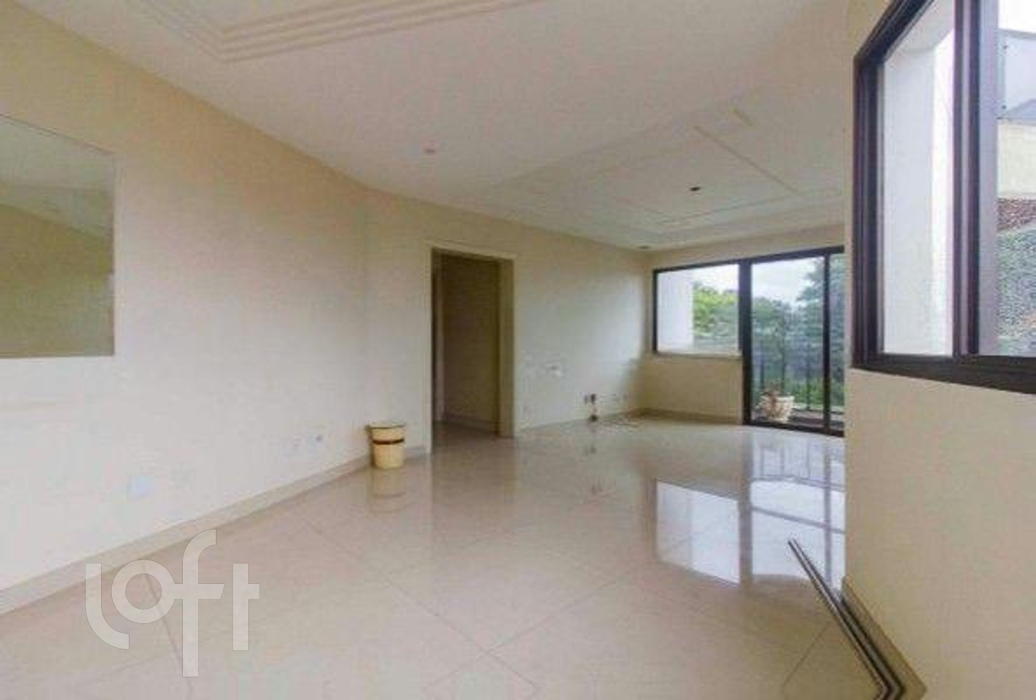 Apartamento à venda com 2 quartos, 137m² - Foto 4