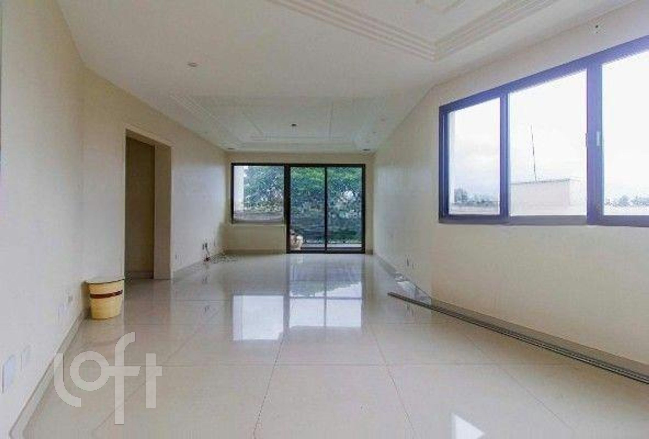 Apartamento à venda com 2 quartos, 137m² - Foto 5